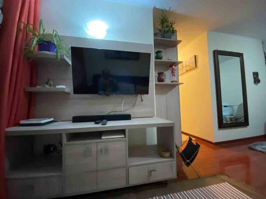 Comodo Departamento En El Centro De Stgo Santiago Exterior photo